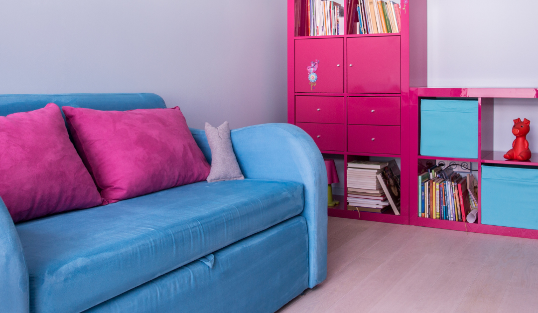 Cómo puedes combinar muebles de diferentes colores